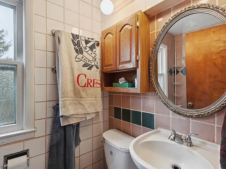 floor one bathroom sink shower
