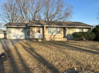 315 Crescent Dr, Carlisle, IA 50047