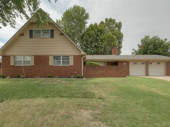 1017 Queensboro Pl, Yukon, OK 73099