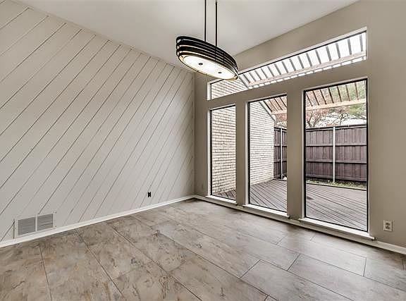 5th image of 2901 Shalimar Dr