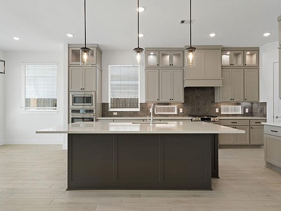 4th image of 228 Sandhill Grove Trl