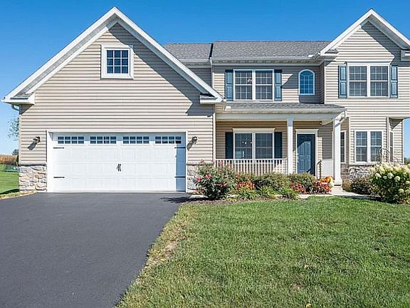 2nd image of 113 Edinboro Ln