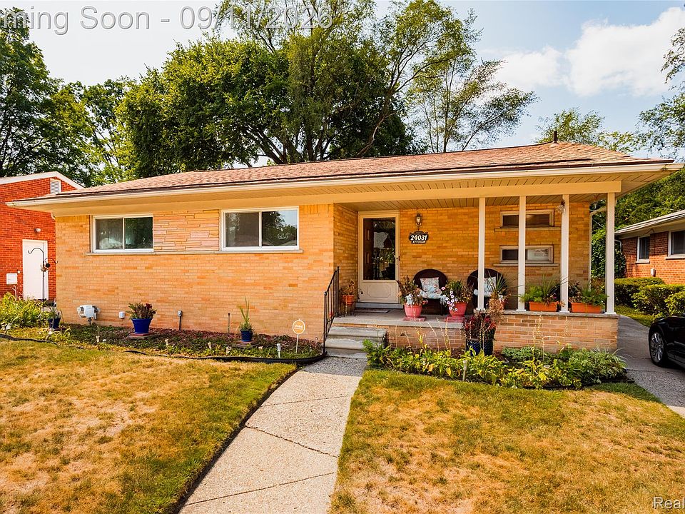 1st image of 24031 Seneca Ave
