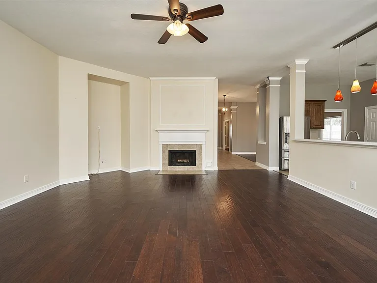 314 Shore Breeze Ln — Photo 18