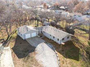 417 W Main St, Ceresco, NE 68017
