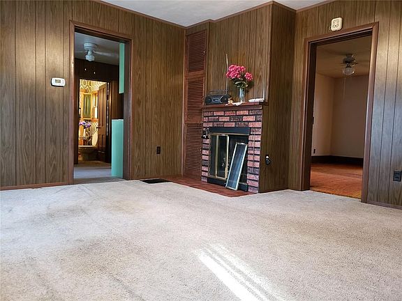 5th image of 685 Howard Ave