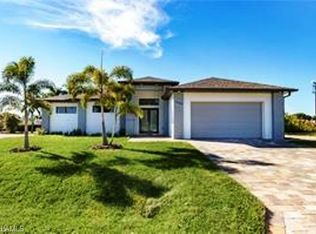 1736 SW 17th Ave, Cape Coral, FL 33991
