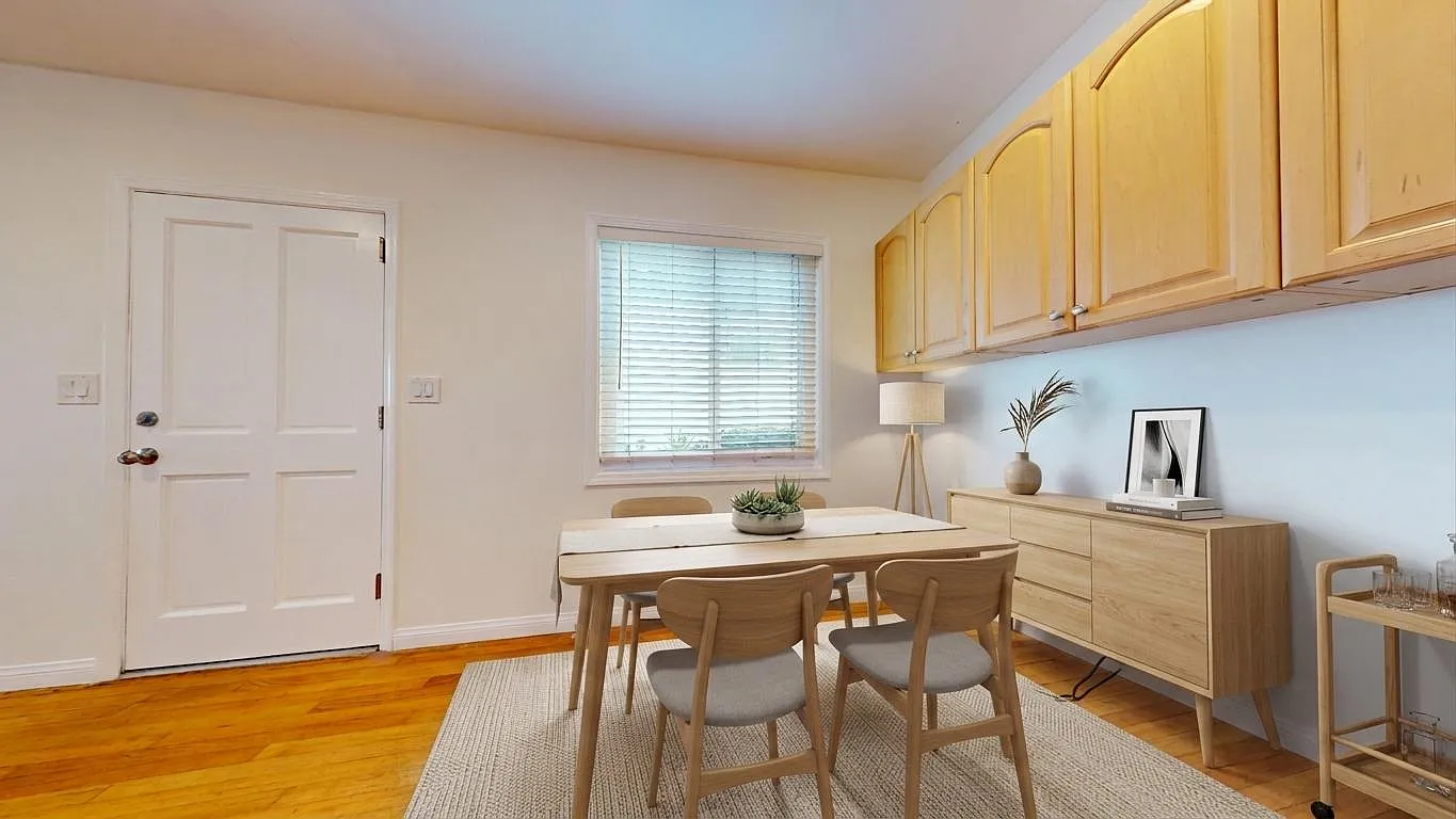 2 bed, 750 sqft, $3,499 — Photo 4