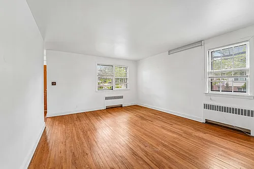 1030 Jassamine Way Photo 1