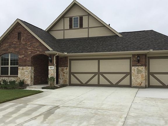 3rd image of 1605 Sandalwood Ln