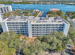 5911 Midnight Pass Rd APT 604, Sarasota, FL 34242
