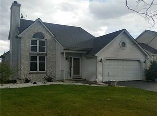 1055 Hunters Run, Perrysburg, OH 43551