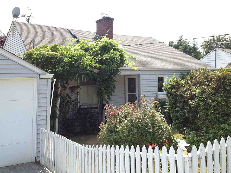 1st image of 7542 34th Ave NE