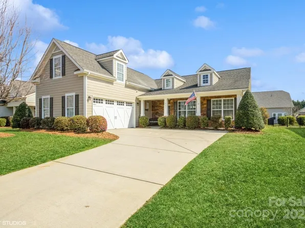 8633 Sequoia Grove Ln, Charlotte, NC 28214