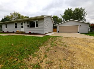 124 Marino Ave, Delavan, WI 53115