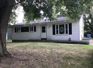 454 S 35th St, Galesburg, MI 49053