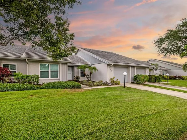 5355 Crestlake Blvd #65, Sarasota, FL 34233