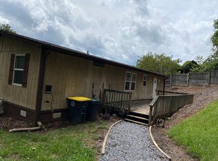 72 Green Oak Rd, Asheville, NC 28804