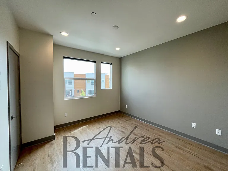 1409 Prescott St — Photo 15