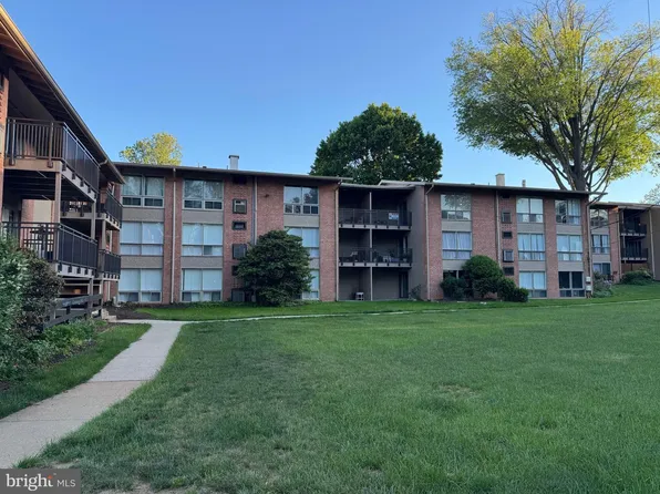 7342 Route 29 Unit 42/202, Falls Church, VA 22046