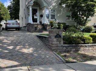 134 Rutgers Pl, Nutley, NJ 07110