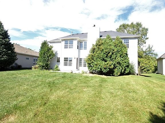 2nd image of 24657 W Kingston St