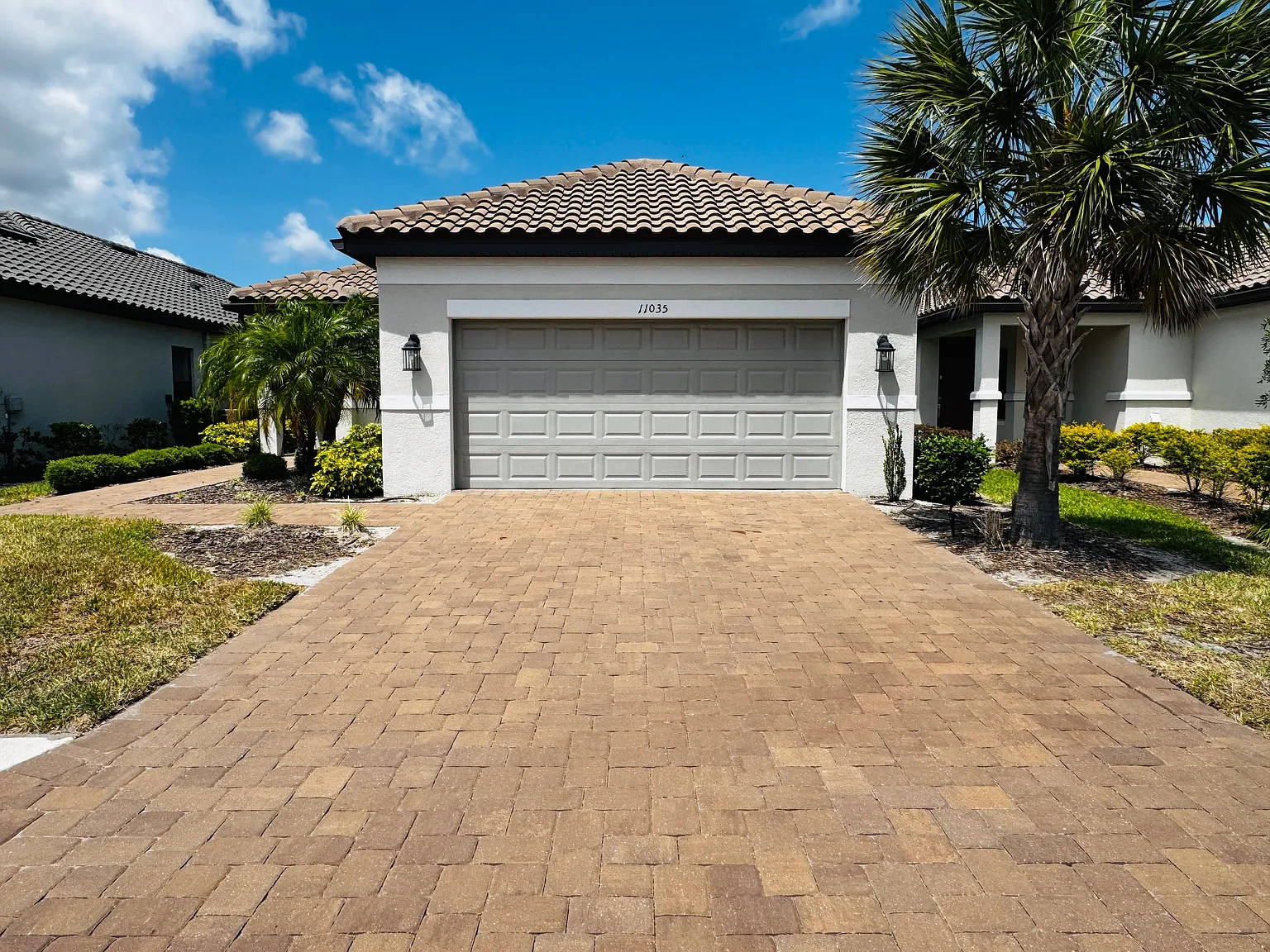 3 bed, 2.5 bath, 1829 sqft, $3,000 — Photo 3