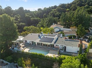16015 Jeanne Ln, Encino, CA 91436