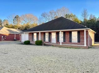 1024 Clint Dr SE, Hartselle, AL 35640