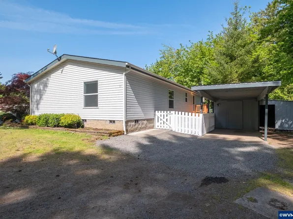 3134 Highway 20 APT 1, Sweet Home, OR 97386