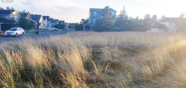 2nd image of Dory Pointe Loop