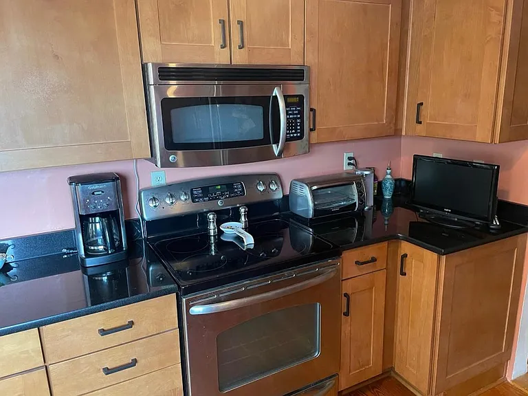 1603 Perrin Dr — Photo 18
