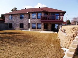 540 N Lake Dr, Watertown, SD 57201
