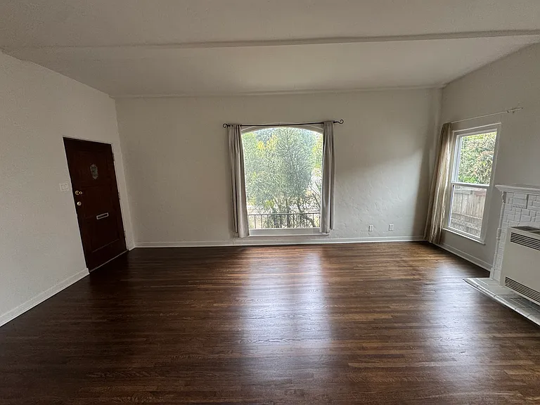 1874 S Redondo Blvd #1874 — Photo 12