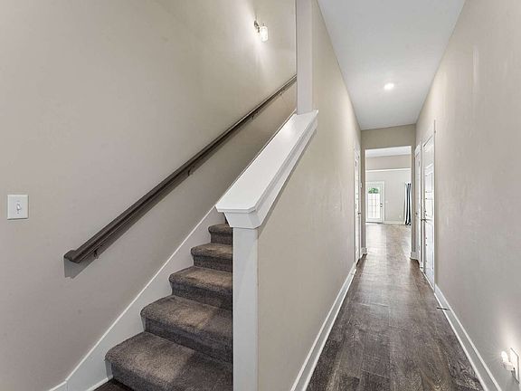2nd image of 4113 Suntropic Ln