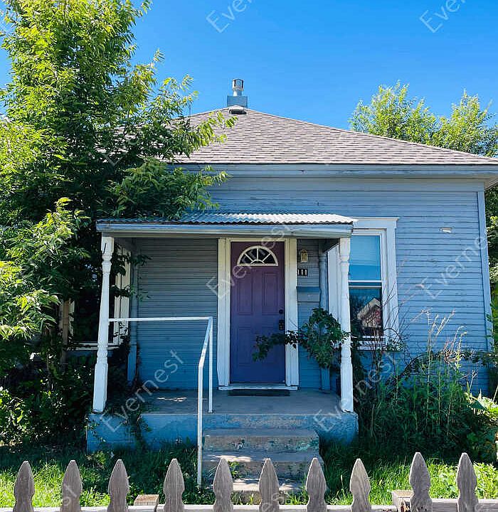 1st image of 111 Riverside Ave