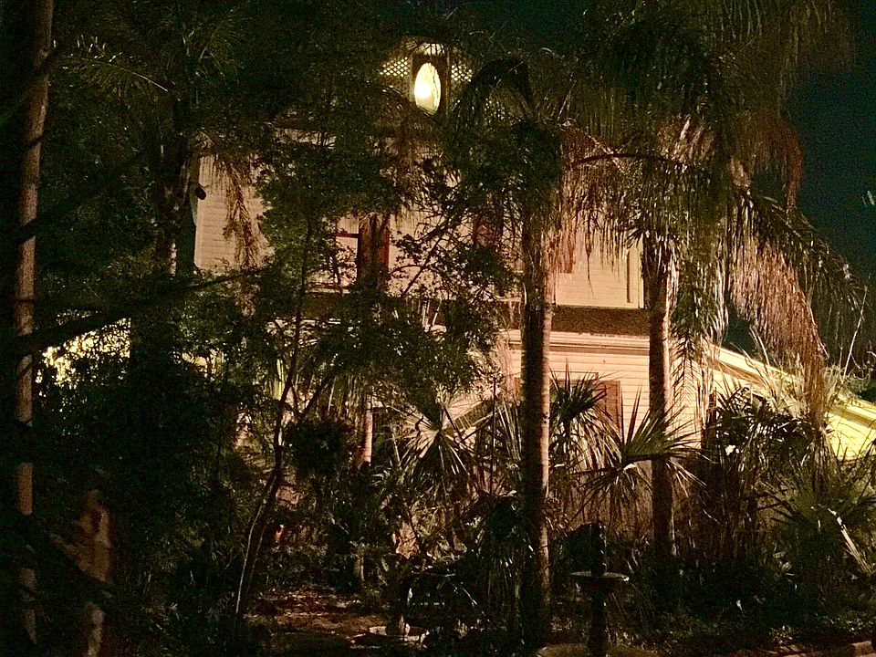 1st image of 1211 33rd St