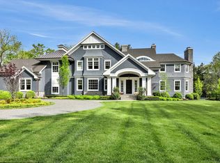 2 Buttonwood Ln, Rumson, NJ 07760