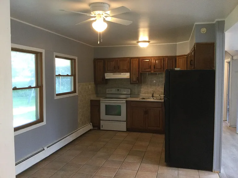 80 Upland Rd — Photo 6