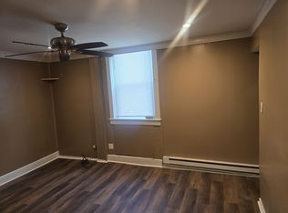 201 S 5th St APT 1R, Darby, PA 19023