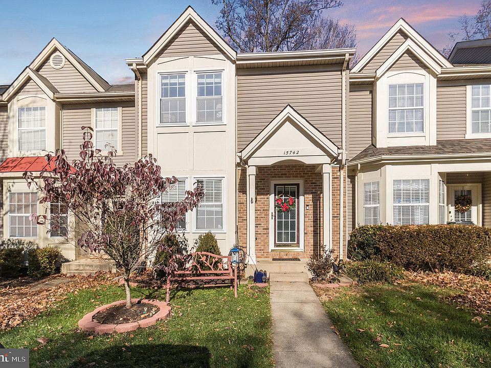 1st image of 15742 Widewater Dr