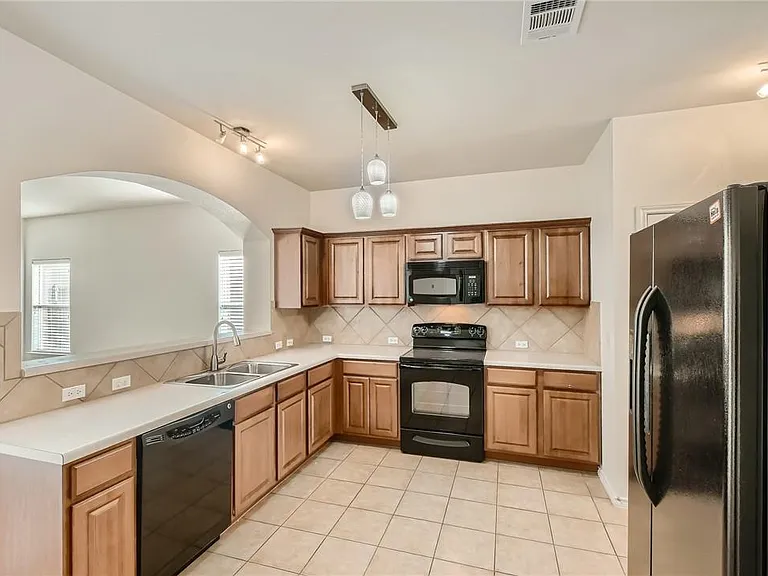 271 Housefinch Loop — Photo 3