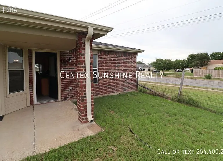 4100 Fieldcrest Dr — Photo 6