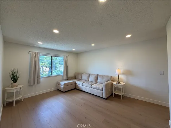 5905 Rosemead Blvd, Pico Rivera, CA 90660