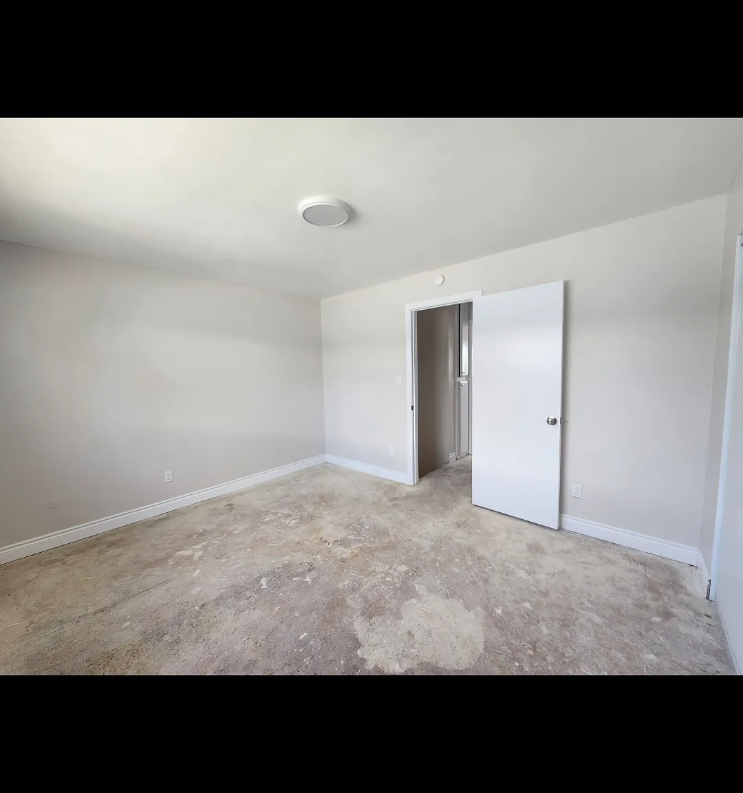 2 bed, 1.5 bath, $2,500 — Photo 1