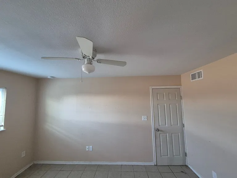 3718 Pleasanton Rd #2-103 — Photo 12