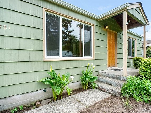 3rd image of 5721 108th Avenue Ct E