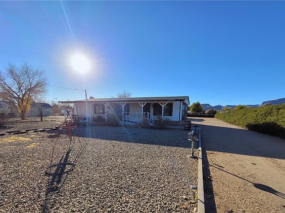 3rd image of 4455 N Benton Street