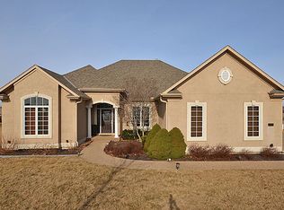 11970 NW 81st St, Parkville, MO 64152
