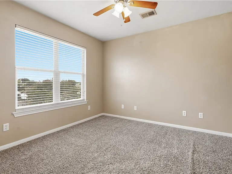 2443 Pintail Loop — Photo 18